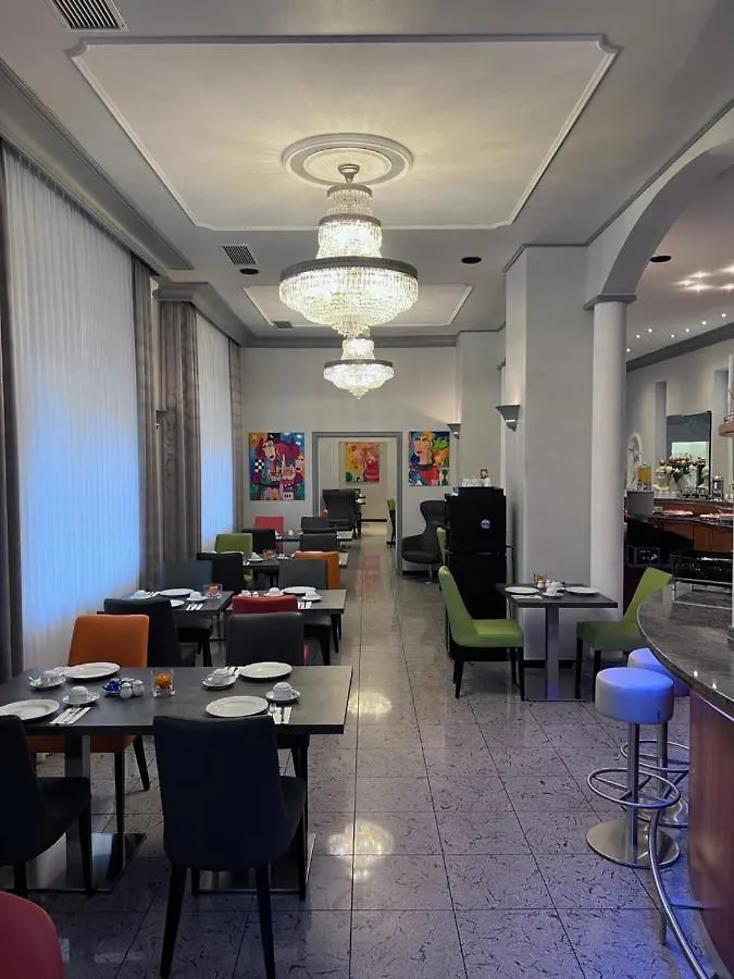 Eastside Living - Wohnen Auf Zeit - Kral Hotels Erlangen 0*,