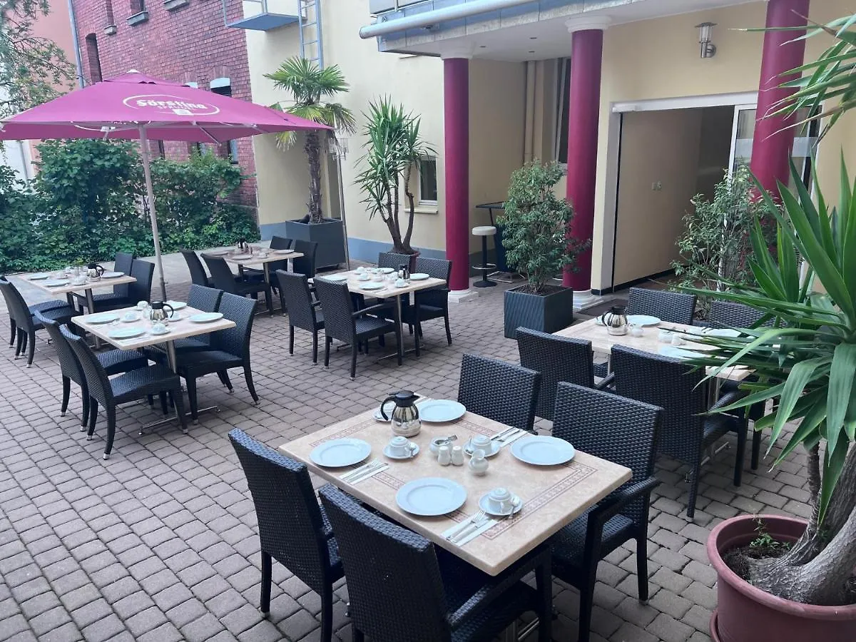 Eastside Living - Wohnen Auf Zeit - Kral Hotels Erlangen 0*,  Tyskland